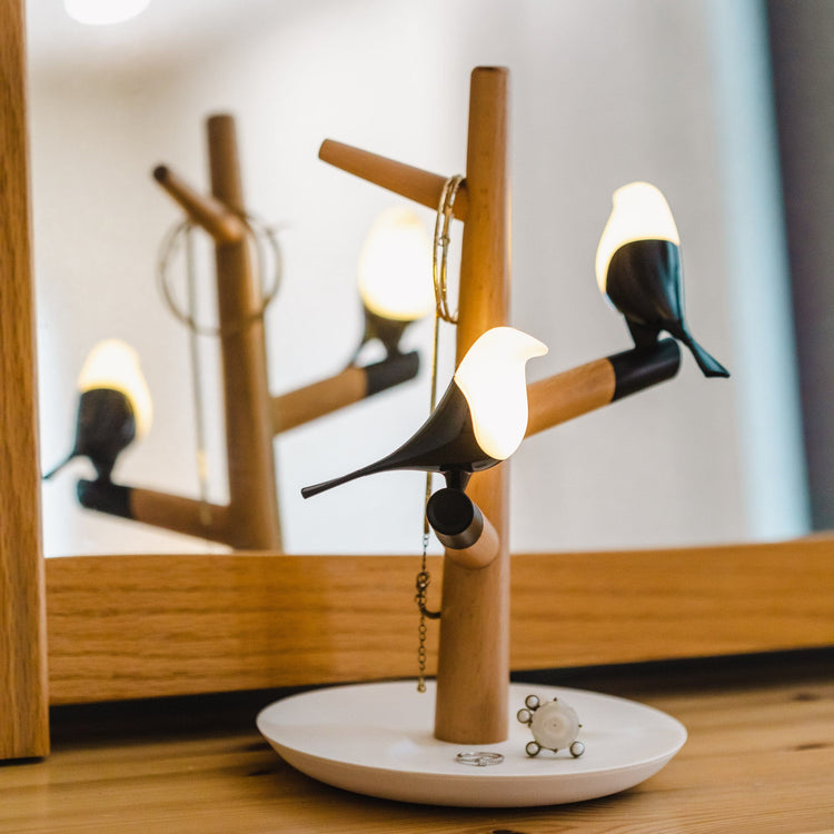 Cutesy Birds Desk Lamp with Wireless Charging - Table Lamp