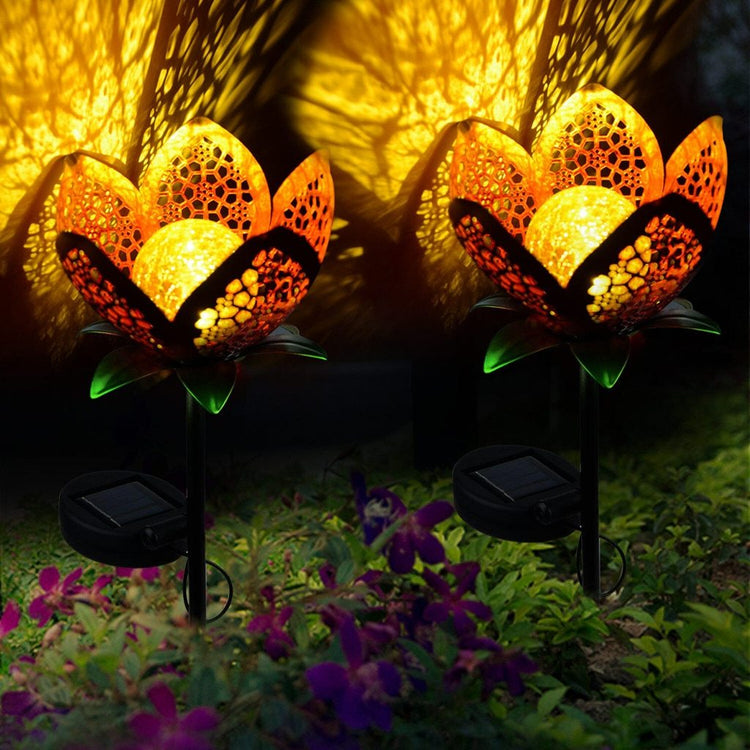 Flower Shaped Reflective Light Solar Garden Light - Solar