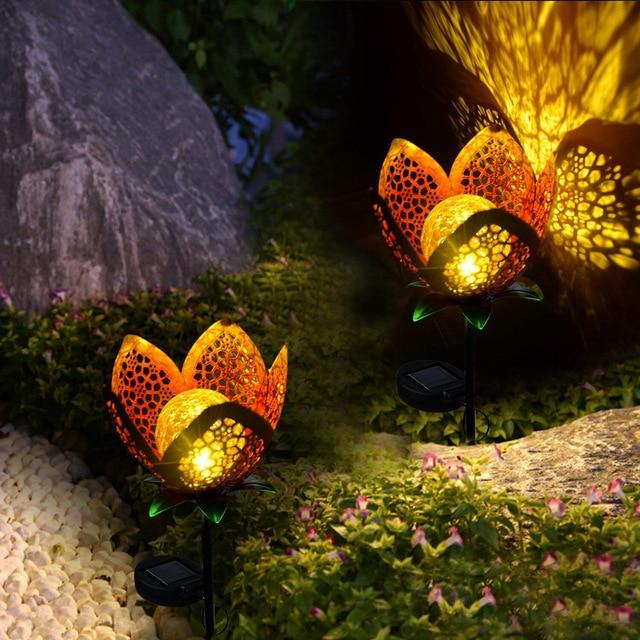 Flower Shaped Reflective Light Solar Garden Light - Solar