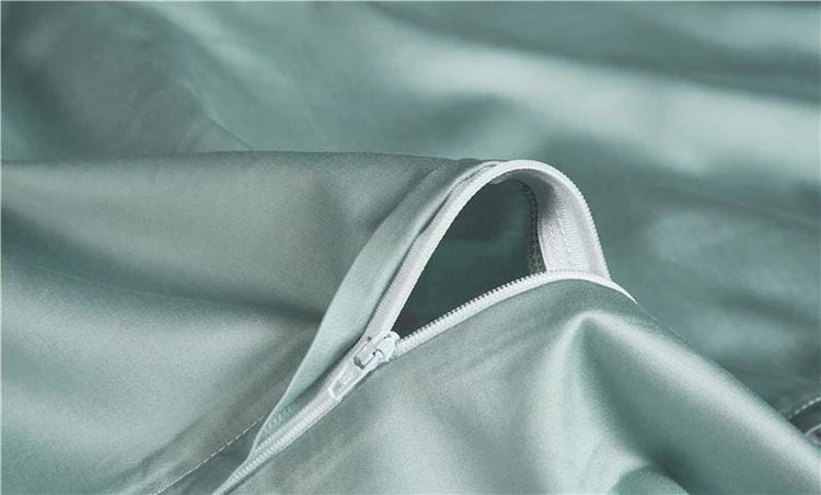 White Pleasant Fauna Egyptian Cotton Duvet Cover Set - Duvet