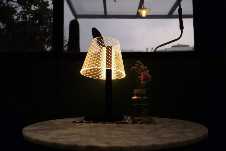 Artistic Embedded LED Lampshade with Wireless charging - 