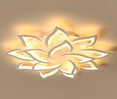 Beautiful Flower Shaped Chandelier - Large / Warm white - 