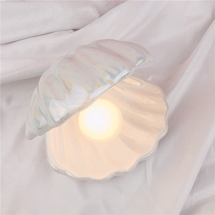 Iliana - Pearl in a Shell Decorative Desk Lamp - Table Lamp