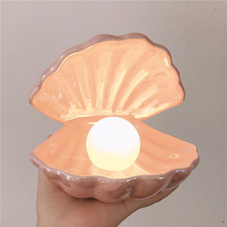 Iliana - Pearl in a Shell Decorative Desk Lamp - Table Lamp