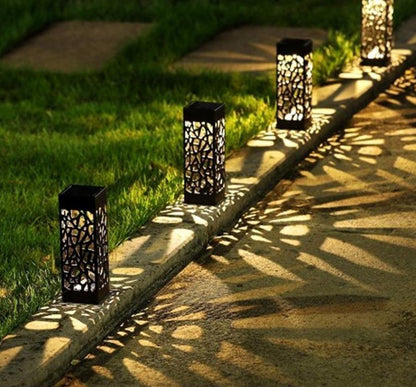 Mahina - Shadow Cast Solar LED Garden Light - 1 Lamp - Solar