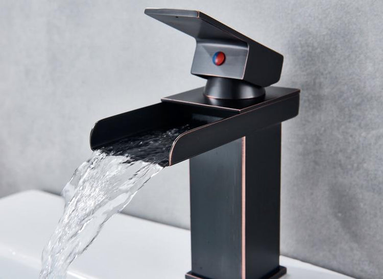 Sturdy Stylish Bath Faucet - Faucet